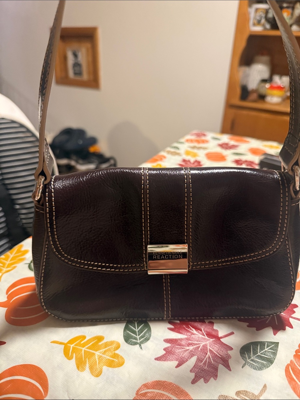 Kenneth Cole Reaction dark brown leather shoulder bag with contrast stitching